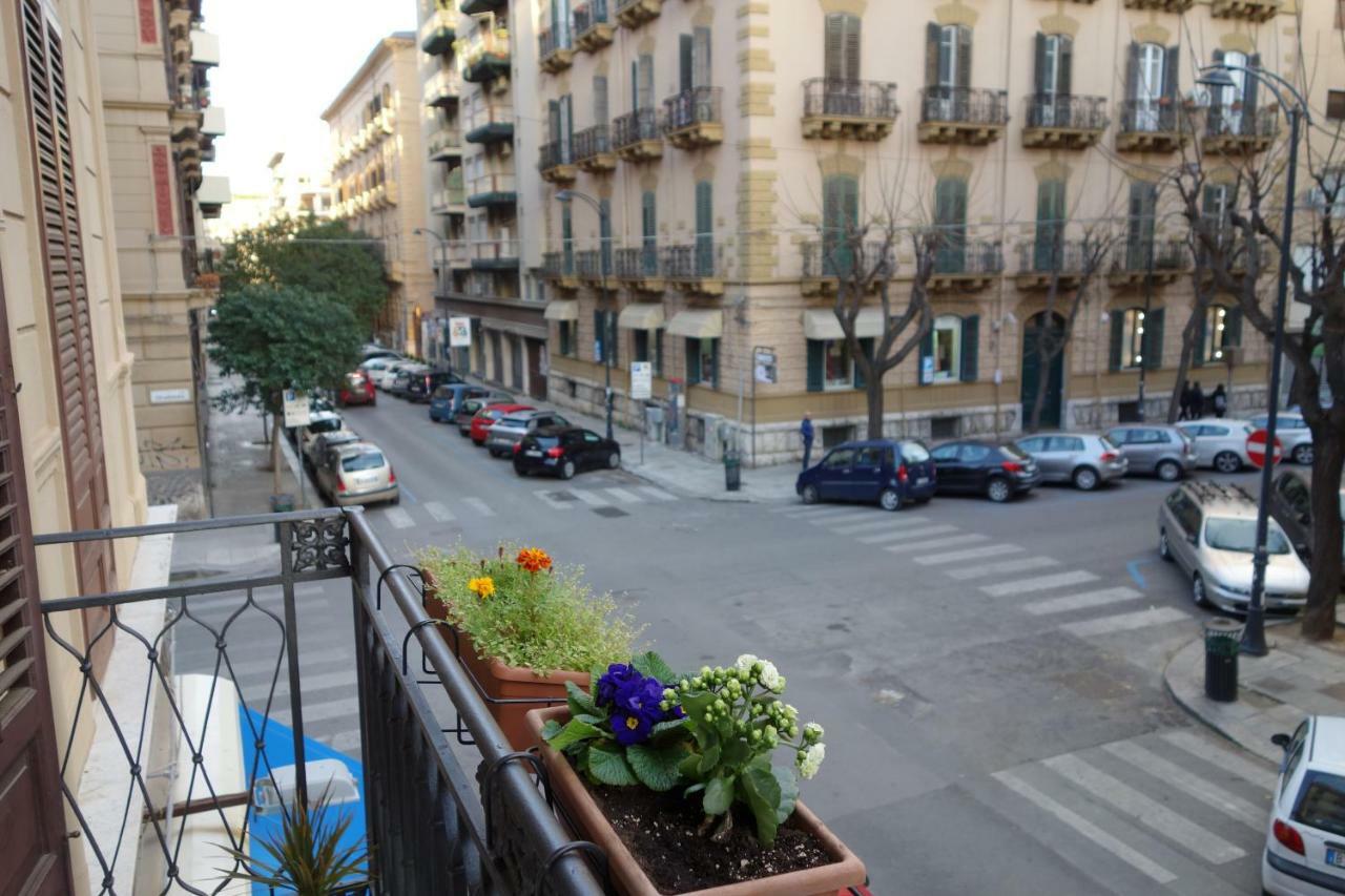 A Casa Di Amelie Villa Palermo Exterior photo